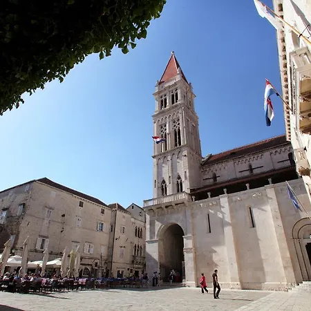 Mira * Trogir