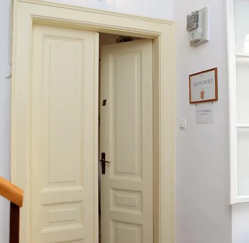 Mira Homestay szállás *